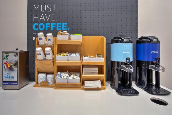 Holiday Inn Express Augusta North image 16