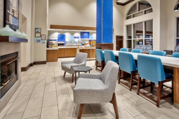 Holiday Inn Express Augusta North image 18